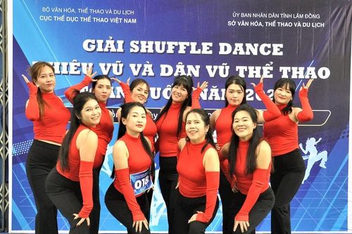 Gần 1.000 VĐV tranh tài tại Giải Shuffle Dance , khiêu vũ và dân vũ thể thao toàn quốc