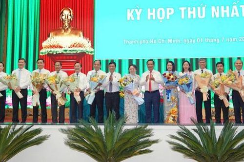 TP.HCM trao quyết định bổ nhiệm lãnh đạo 15 sở, ngành sau sáp nhập