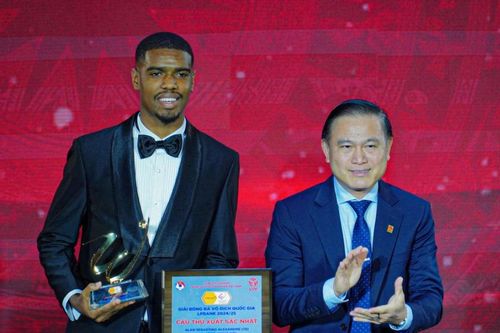Alan Sebastiao trở thành cầu thủ xuất sắc nhất V-League 2024/2025