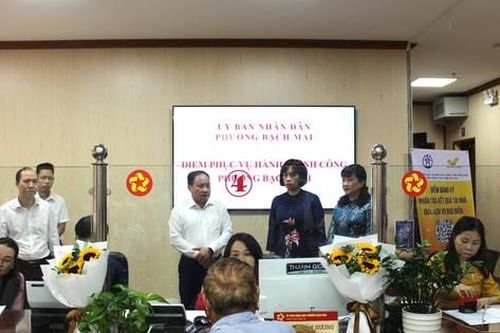 Phường Bạch Mai vận hành hiệu quả mô hình chính quyền mới từ ngày đầu tiên