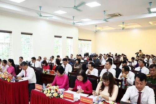 Phường Hồng Hà: Mỗi cán bộ phải là một 'người phục vụ tận tâm'