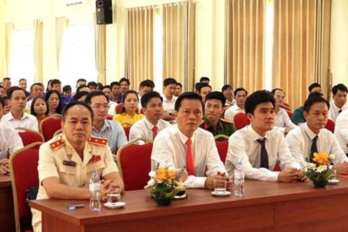 Xã Hương Sơn ( Hà Nội): Kiện toàn bộ máy chính quyền