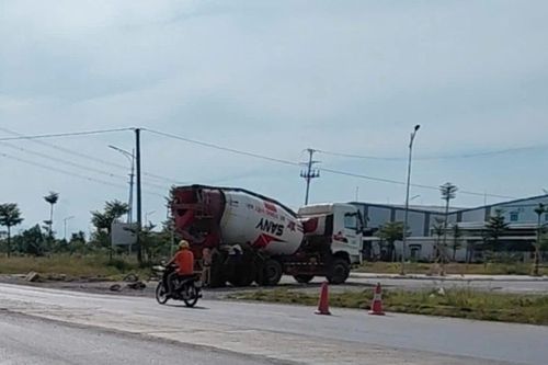 Xe bồn va chạm với xe đạp, người phụ nữ tử vong thương tâm