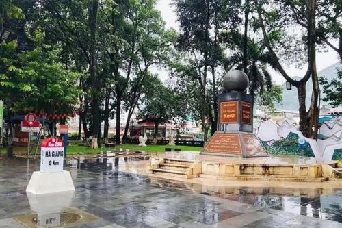 Sẽ giữ nguyên cột mốc 'Hà Giang 0 Km' sau sáp nhập tỉnh
