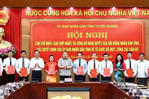 Thành lập 14 cơ quan chuyên môn thuộc UBND tỉnh Tuyên Quang