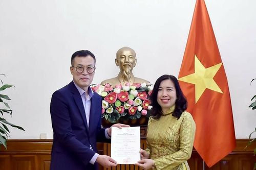 Báo Financial News - Cơ quan báo chí thứ 4 của Hàn Quốc mở văn phòng thường trú ở Việt Nam