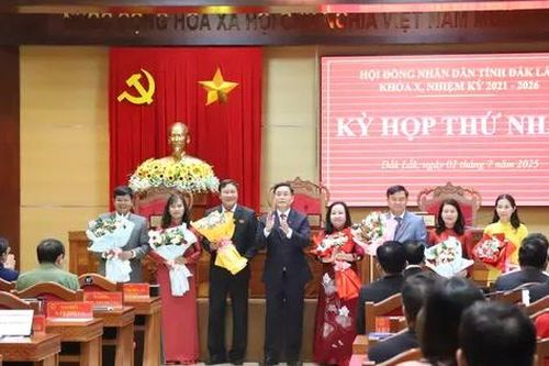 Công bố nhân sự chủ chốt HĐND tỉnh, Ủy viên UBND tỉnh Đắk Lắk
