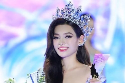 Loạn hoa hậu: Trách nhiệm lớn và câu hỏi cho cơ quan quản lý