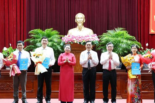 Công bố Giám đốc, Phó giám đốc Sở Dân tộc và Tôn giáo TP Cần Thơ, Vĩnh Long