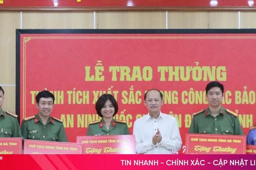 Trao thưởng thành tích xuất sắc về đảm bảo an ninh quốc gia trên địa bàn Hà Tĩnh