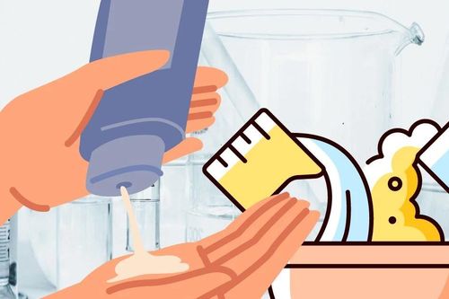 Phú Thọ: Tạm giam giám đốc công ty Athena Việt Nam sản xuất kem chống nắng giả