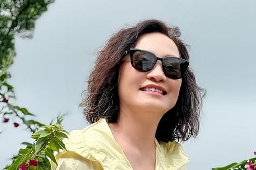 Nghệ sĩ Hồng Đào hội ngộ 'người thương đời đầu'
