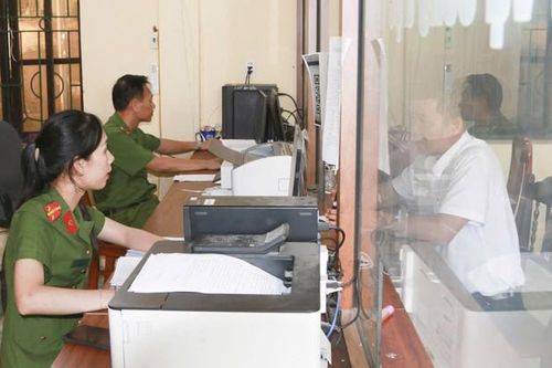 Công an xã nhanh chóng bắt nhịp với hoạt động chính quyền hai cấp