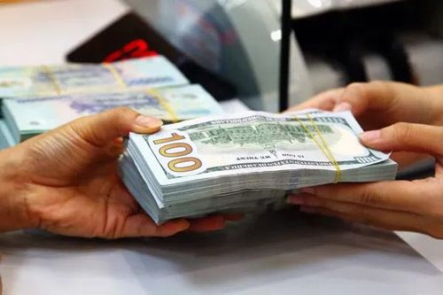 Giá USD ngân hàng lập đỉnh mới