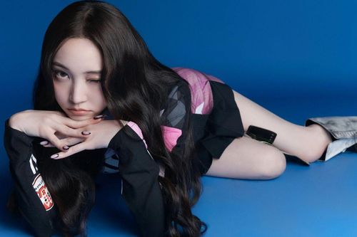 Bị loại khỏi 2 nhóm đình đám, cô gái bất ngờ trở thành 'vũ khí' bí mật của Kpop thế hệ mới