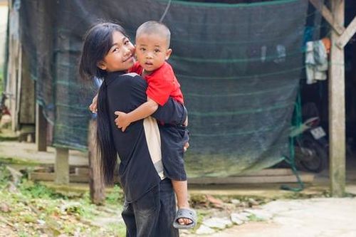 Dự án 8 góp phần thay đổi bản Chứt bên núi Giăng Màn