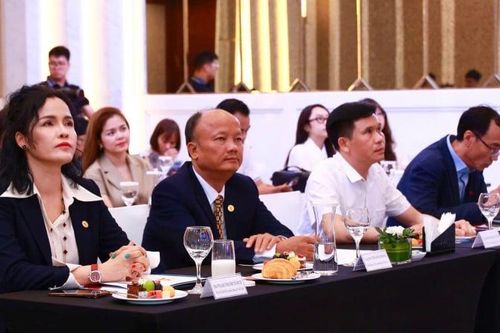 'Doanh nhân không cần đặc lợi, chỉ cần niềm tin để bứt phá'