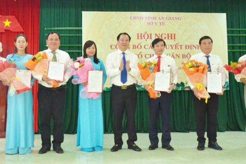 Sở Y tế tỉnh An Giang bổ nhiệm 29 lãnh đạo phòng và chi cục