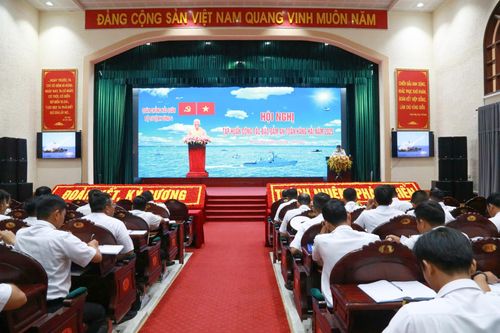 Vùng 4 Hải quân: Tập huấn công tác bảo đảm an toàn hàng hải