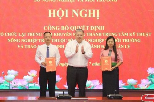 Hội nghị công bố quyết định tổ chức lại Trung tâm Kỹ thuật nông nghiệp tỉnh Sơn La