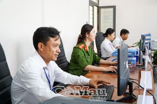 Công tác cán bộ: Ai chọn, chọn ai?Bài 1: 'Cơ hội vàng' để tái cấu trúc đội ngũ cán bộ
