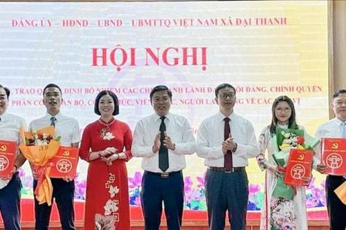 Cán bộ xã Đại Thanh chủ động hơn trong phục vụ nhân dân