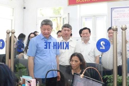Khắc phục khó khăn, bảo đảm phục vụ tốt nhất cho người dân, doanh nghiệp