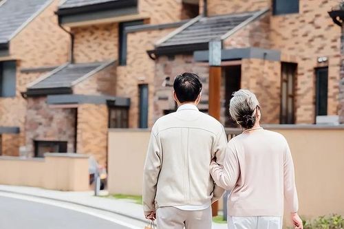 'Sang tên nhà, con dâu sẽ hiếu thuận với bố': Một câu nói khiến tôi tỉnh ngộ ở tuổi 70