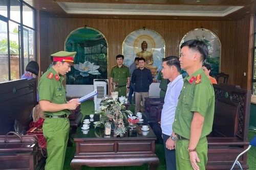 Bắt tạm giam nguyên giám đốc Công ty cà phê Ia Châm