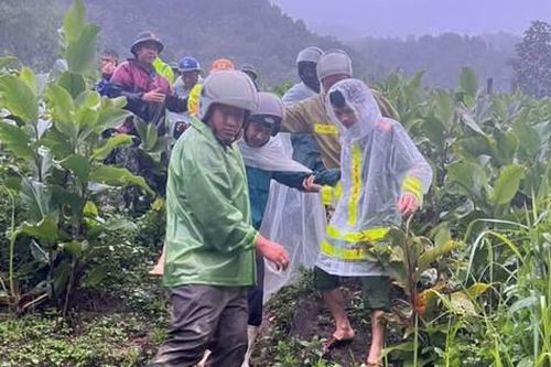 Lai Châu: Sạt lở đất đá trên Quốc lộ 4D khiến một người tử vong