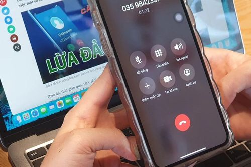 Nam sinh viên 2K3 ở Hà Nội bị kẻ lừa đảo qua mạng 'thao túng', ép vào nhà nghỉ
