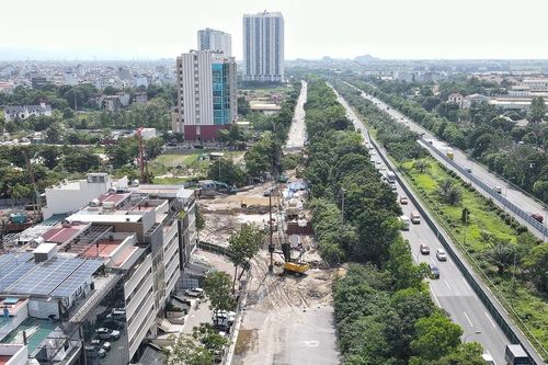 Hà Nội: Thi công nút giao gần 2.400 tỷ đồng thiếu nhiều biện pháp đảm bảo ATGT