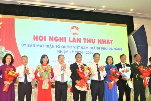 Công bố Quyết định thành lập và nhân sự lãnh đạo Ủy ban Mặt trận Tổ quốc Việt Nam TP Đà Nẵng