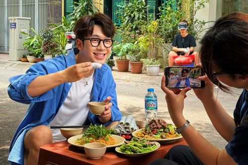 Food tour Hải Phòng, TP.HCM ngập món mới sau sáp nhập
