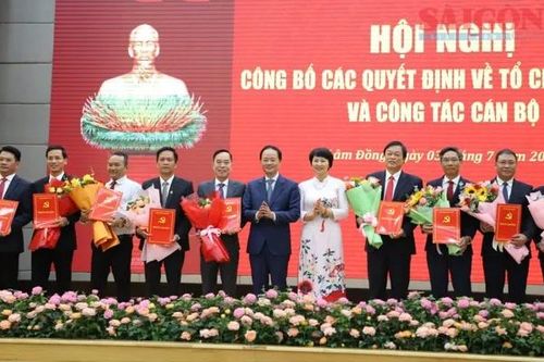 Lâm Đồng công bố quyết định về công tác cán bộ