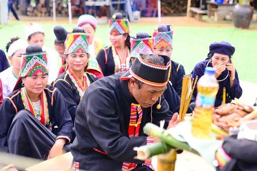 Bộ VHTTDL hỗ trợ bảo tồn, phát huy văn hóa phi vật thể các dân tộc thiểu số có nguy cơ mai một