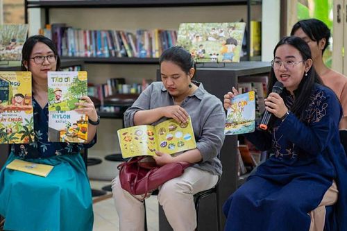 Khi sách tranh 'mở lối' vào thế giới trẻ thơ