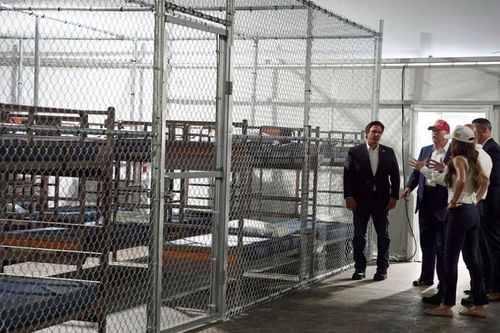 Alligator Alcatraz- trung tâm giam giữ người nhập cư mới tại Mỹ