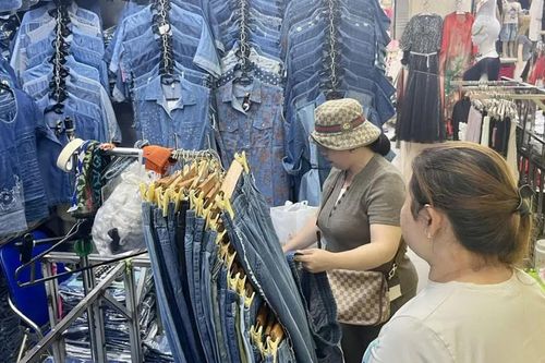 Tiểu thương chợ truyền thống: Mở cửa trở lại, hướng đến chuyên nghiệp