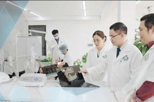 ĐHQGHN triển khai thí điểm chương trình Giáo sư thỉnh giảng