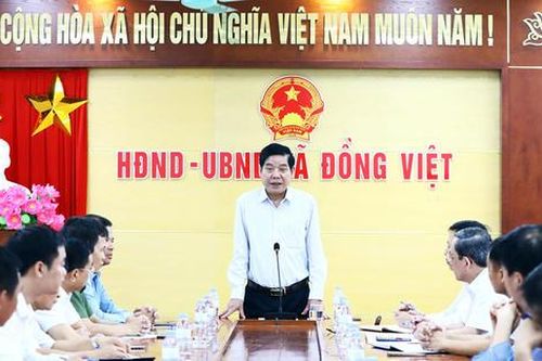 Bí thư Tỉnh ủy Bắc Ninh động viên cán bộ địa phương sau sáp nhập