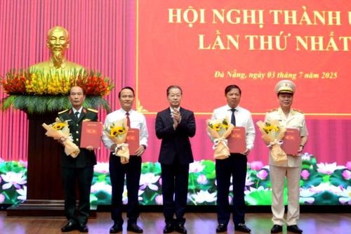 Công bố quyết định của Ban Bí thư về công tác cán bộ tại Đà Nẵng