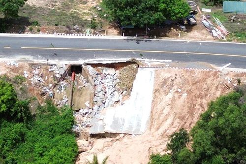 Nghệ An cảnh báo khẩn nguy cơ lũ quét và sạt lở đất