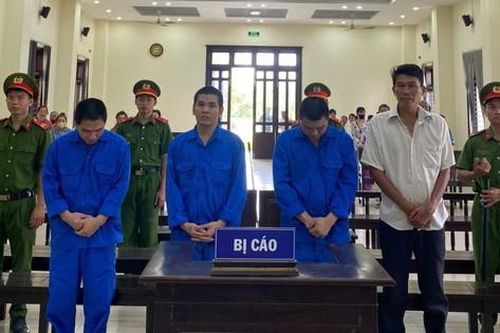 Tây Ninh: 4 người lãnh án tù vì đánh người tử vong sau mâu thuẫn ánh đèn xe