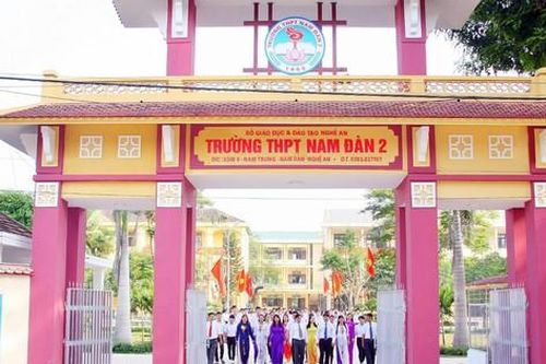Thí sinh chỉ cần trung bình chưa đến 1 điểm mỗi môn đã đỗ vào lớp 10 THPT công lập