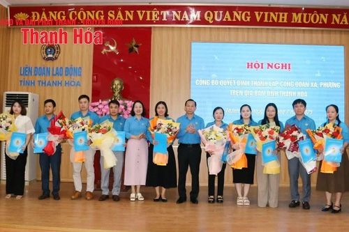 Công bố Quyết định thành lập 41 công đoàn xã, phường