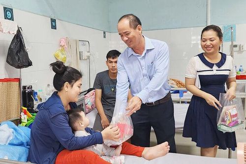 Bệnh viện Sản Nhi An Giang thực hiện tốt nhiệm vụ chính trị