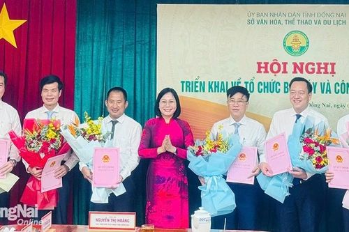 Sở Văn hóa, thể thao và du lịch công bố các quyết định cán bộ sau sáp nhập