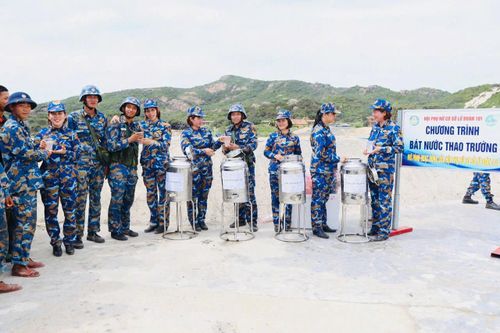 Vùng 4 Hải quân: 'Bát nước thao trường' tiếp sức gần 600 cán bộ, chiến sĩ