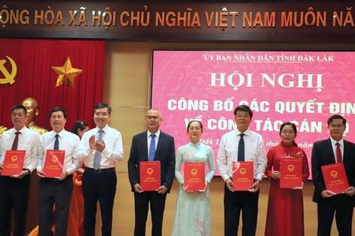 Chủ tịch UBND TP Tuy Hòa cũ làm Giám đốc Sở Xây dựng Đắk Lắk